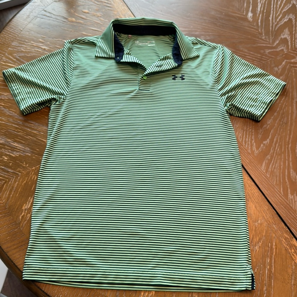 Under Armour polo. Size SM